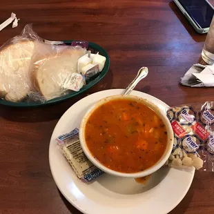 Rosa-marina soup and amazingly fresh bread!