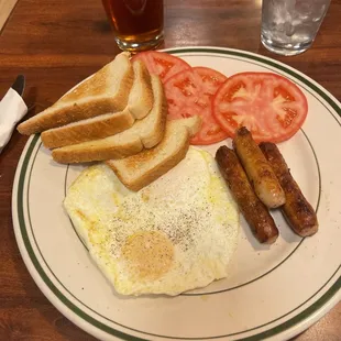 a plate of breakfast food