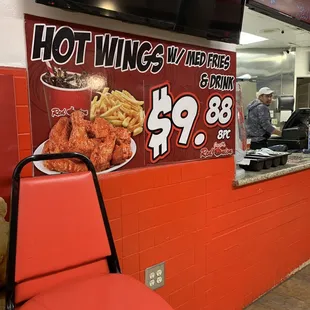 The wings are good ! Recommend.