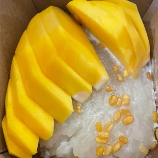 Mango sticky rice