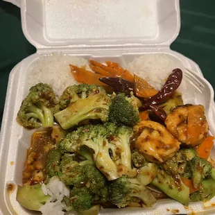 L9. Shrimp Broccoli Lunch Special but I made it spicy over white rice! Was so tasty my fav!