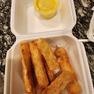 Yucca Frita with their sauce