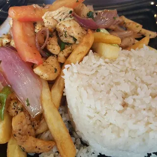 Original Pollo Saltado Plate