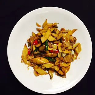 Pork with king oyster mushrooms (the mushroom is a little crisp.