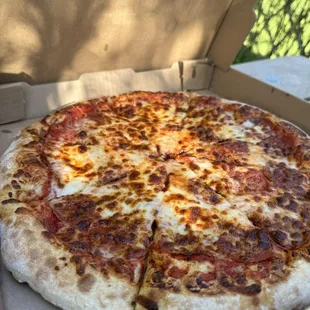 Pepperoni pizza