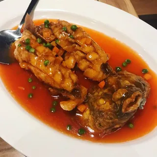 1114. Fried Whole Fish in Sweet Sour Sauce