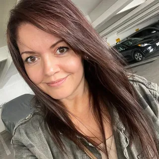 Jeanette E.