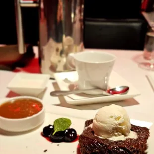 Chocolate Spoon Cake