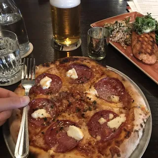 Spicy Salami Pizza