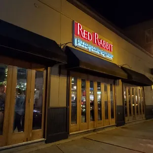 the outside of the restaurant