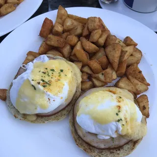 Eggs Benedict