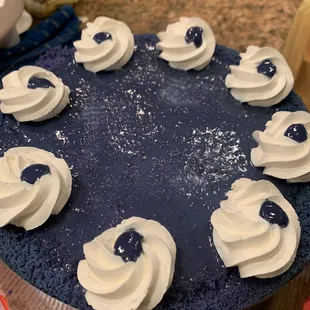 BLUEbe cake