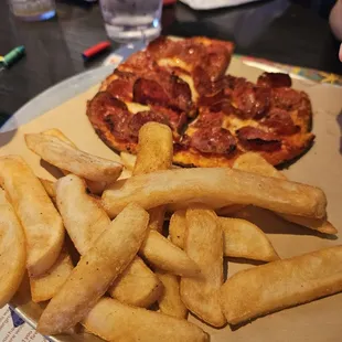Kids meal Pepperoni pizza and steak fries