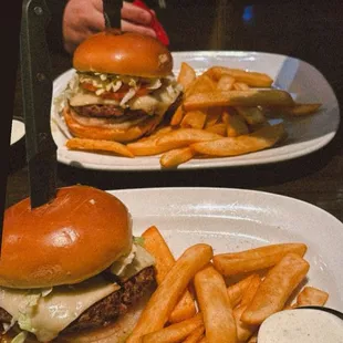 $10 Tuesday cheeseburger deal!
