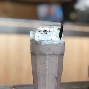 OREO Cookie Magic Milkshake!