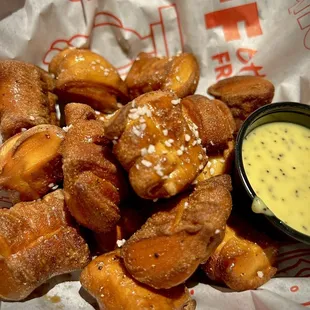 Pretzel Bites with honey mustard