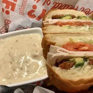 CLAMDIGGER'S CLAM CHOWDER