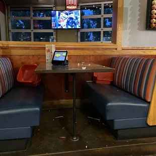 sushi and sashimi, interior