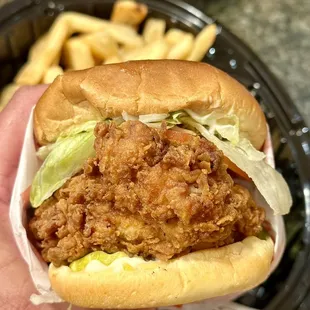 Crispy Chicken Sandwich (takeout)