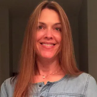 Tami M.