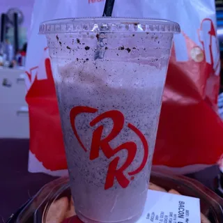 OREO Cookie Magic Milkshake