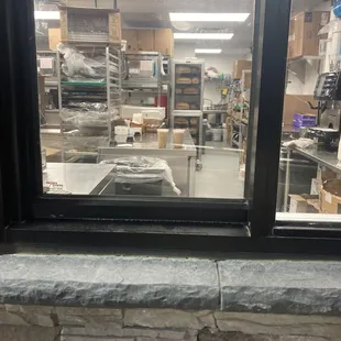 Drinks sat there. For 15 minutes. For why. I told her to make them as soon as the food came out. So it would not be watered down.