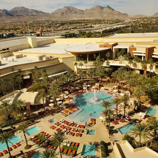 If only we would wake up to this view daily.