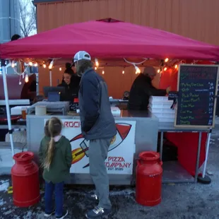 Rockin' with wood fired pizza on a 17 degree fall night - wow - a dedicated crew!!!