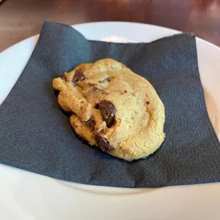 Complimentary chocolate chip cookie to end our meal.