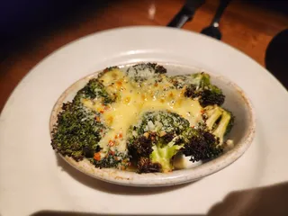 131 MAIN Restaurant