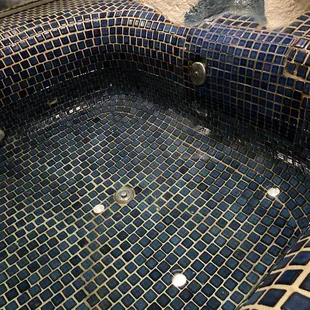 This was so dirty with dirt and hair floating in it.