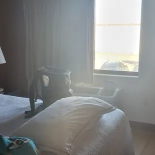 Room, king bed 5/2022