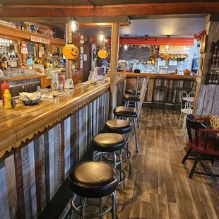 The Ice Cream Shoppe and Counter/Bar