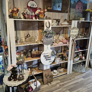 More Vendor displays