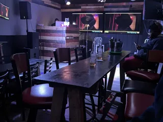 Colonial Tavern