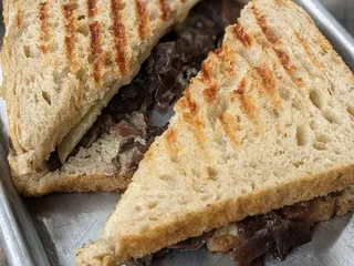 The Argonaut Farm to Fork Cafe