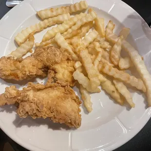 Kids chicken strips basket.  The batter on the chicken- perfection!