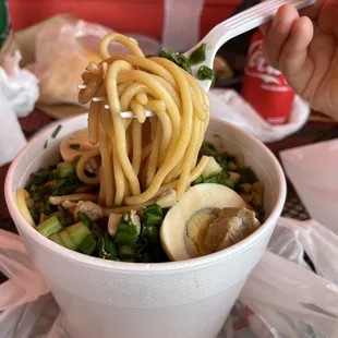 food, ramen and noodles