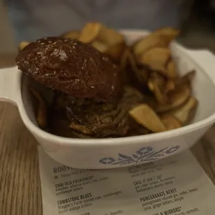 Pulled pork and crispy potatoes