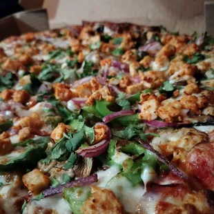 Large - Chicken Tikka Pizza