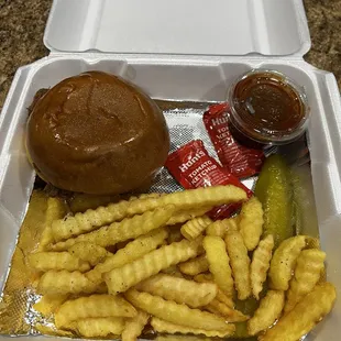 Chop Brisket w/Fries