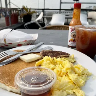 Best breakfast in the city at Red's