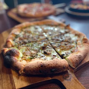Our custom pesto pizza