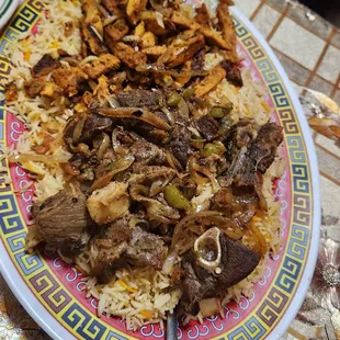 Rice platter, half chicken, half lamb
