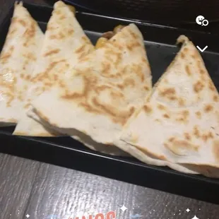 Quesadillas and nachos