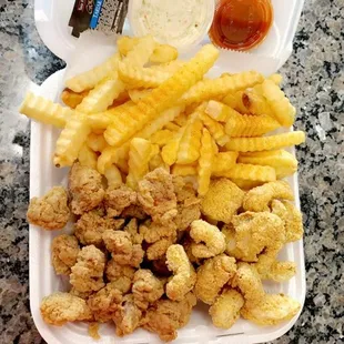 The Best Chicago Style Food in the mid south  ,Our story is simple ,We want to be your Prime Fish,Chicken,Gyro, Grill Destination