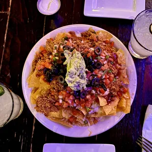 Super Macho Nachos with chicken