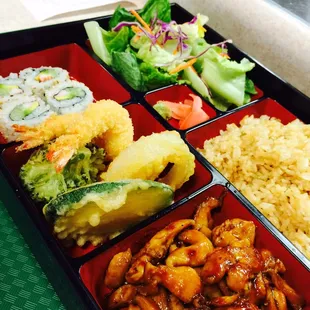 Deluxe Chicken Bento