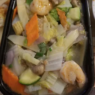 Shrimp w Chinese vegetables: lots of big shrimps.