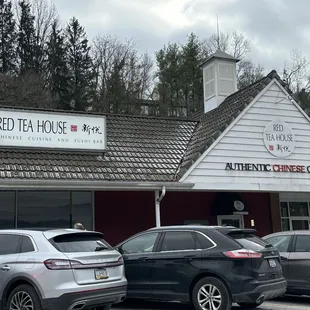 Parking lot &amp; building